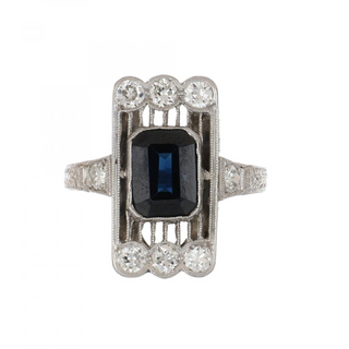 Edwardian Platinum Sapphire Plaque Ring with Diamonds