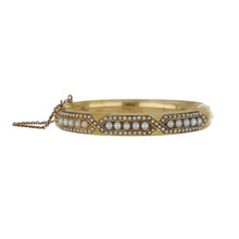 Load image into Gallery viewer, Victorian 14K Gold Hinged Bangle with Split Pearls
