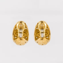 Load image into Gallery viewer, Estate Van Cleef &amp; Arpels 18K Gold Earrings
