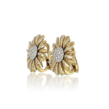 Load image into Gallery viewer, Vintage 1990s 18K Two-Tone Gold Daisy Earrings with Diamond Centers
