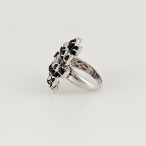 18K White Gold Onyx and Diamond Flower Ring