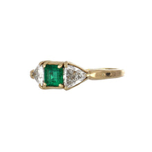 Load image into Gallery viewer, Vintage 1990s 14K Gold Emerald and Trilliant Diamond Three-Stone Ring
