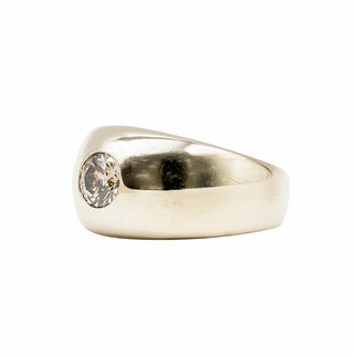 18K Gold Light Brown Diamond Tapered Ring