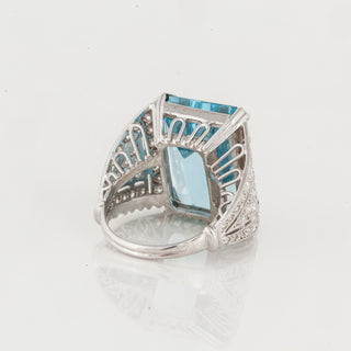 Mid-Century Openwork Platinum Aquamarine and Diamond Ring