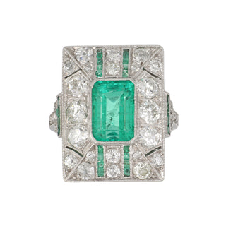 Vintage/Estate White Platinum Emerald Cluster/Halo Ring with Diamonds