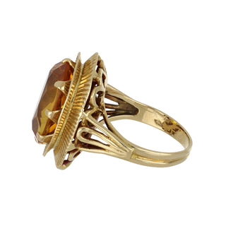 Retro 18K Gold Synthetic Sapphire Cocktail Ring