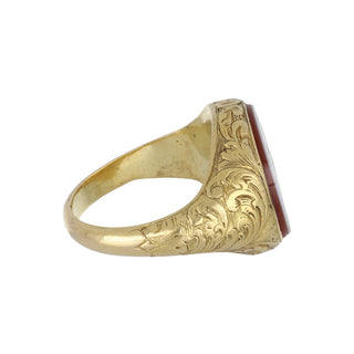 Vintage/Estate 18K Gold Chalcedony Signet Ring