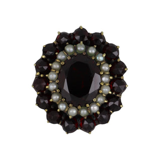 1940s Retro 14K Gold Garnet Cluster Ring with Split Pearls