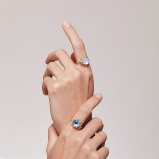 Syna 18K Gold Blue Topaz Axia Ring