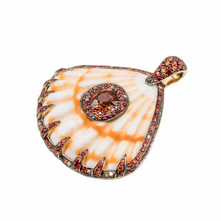 Estate John Hardy 18K Gold Spiny Oyster Shell Lion Paw Pendant