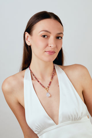 Syna 18K Gold Origin Moon Drop Pendant