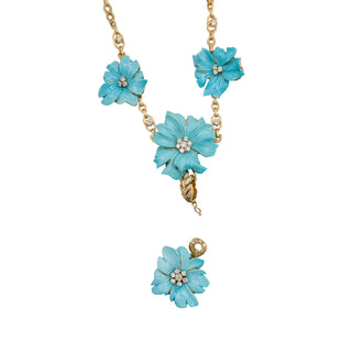 Mid-Century 18K Gold Carved Turquoise Flower Motif Necklace