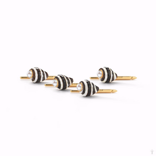 Trianon 18K Engina Shell Stud Set with Pearls