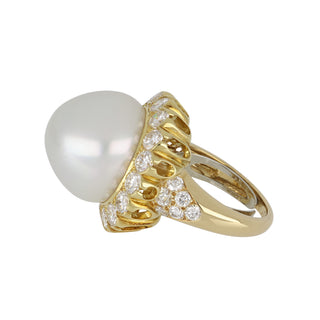 Vintage 1990s Van Cleef & Arpels 18K Gold South Sea Pearl & Diamond Ring