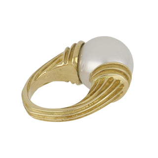 Vintage 18K Gold South Sea Pearl Ring