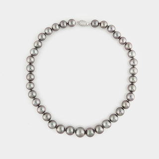 Vintage/Estate 18K White Gold Tahitian Pearl Matinee Length Strand with Diamond