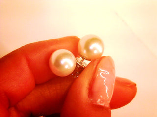 Pearl Earring