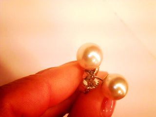 Pearl Earring
