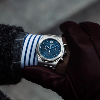 Girard-Perregaux Stainless Steel Laureato Chronograph 42mm in Blue