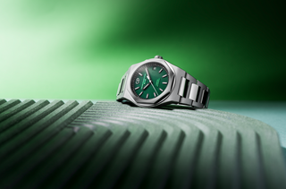 Girard-Perregaux Stainless Steel Laureato 42mm in Green