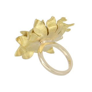 Estate Textured 18K Gold Sunflower Diamond Ring
