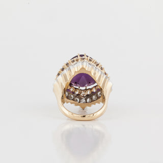 Vintage 1970s 18K Gold Cabochon Amethyst Ring with Diamonds