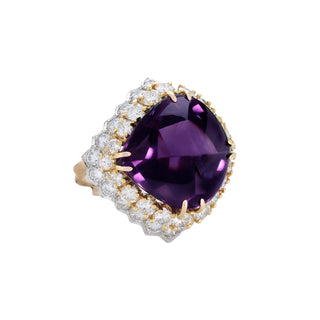 Vintage 1970s 18K Gold Cabochon Amethyst Ring with Diamonds