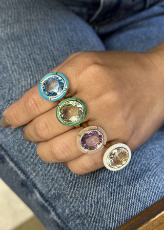 Goshwara 18K Melange Oval Blue Topaz Inlay Ring