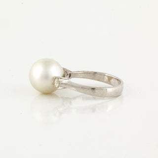 Estate 18K White Gold Cultured Pearl Ring with Diamonds