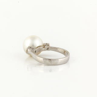 Estate 18K White Gold Cultured Pearl Ring with Diamonds