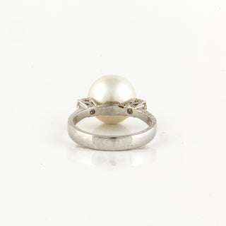 Estate 18K White Gold Cultured Pearl Ring with Diamonds