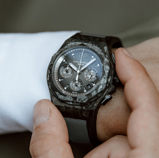 Girard-Perregaux Carbon Fiber Limited Edition Laureato Absolute Crystal Rock