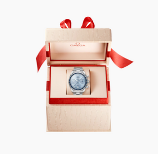 Omega Stainless Steel Speedmaster 38 Chronograph in Blue