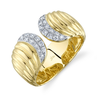 Shy Creation 14K Gold Ribbed Band with Diamonds
