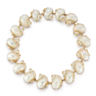 Seaman Schepps 14K Gold Small Turbo Shell Necklace