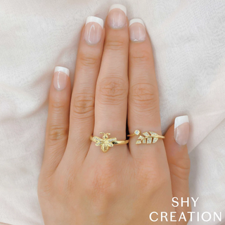 Shy Creation 14K Gold Diamond Bee Ring