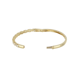 Tenenbaum 18K Gold Alternating Round Diamond Bangle