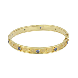 Mazza 14K Gold Hammered Sapphire Bangle