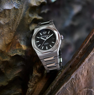 Girard-Perregaux Stainless Steel Laureato 42mm in Black