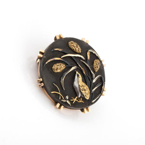 Victorian Japanese Shakudo and 18K Rose Gold Small Round Brooch