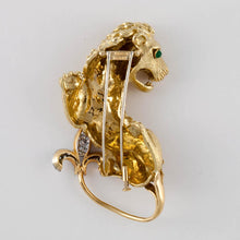Load image into Gallery viewer, Estate David Webb 18K Gold Lion Brooch
