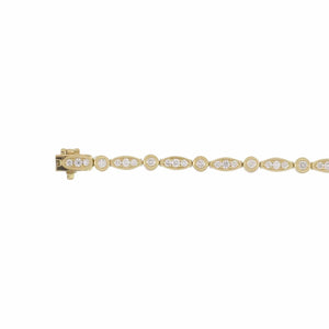 18K Gold Oval and Round Diamond Line Bracelet