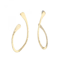 Load image into Gallery viewer, Vintage 14K Gold Hammered Loop Earrings
