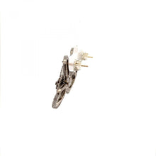 Load image into Gallery viewer, Maharaja Sterling Silver Diamond Slice Flower Earrings
