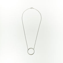Load image into Gallery viewer, Diamond Circle Platinum Pendant Necklace
