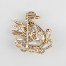 Load image into Gallery viewer, Estate 18K Gold Cultured Baroque Pearl Swan Brooch
