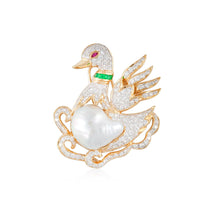Load image into Gallery viewer, Estate 18K Gold Cultured Baroque Pearl Swan Brooch
