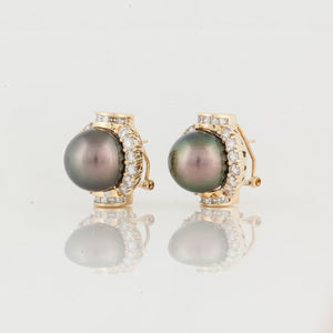 18K Gold Cultured Tahitian Pearl and Diamond Earrings