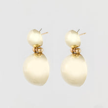 Load image into Gallery viewer, 14K Gold Doorknocker Earrings
