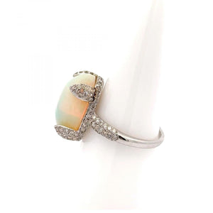 Maharaja 18K White Gold Opal Ring with Diamonds